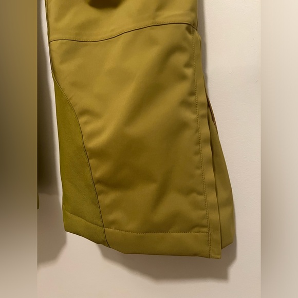 NEW Halfdays Alessandra ski pants in mustang - Picture 13 of 16